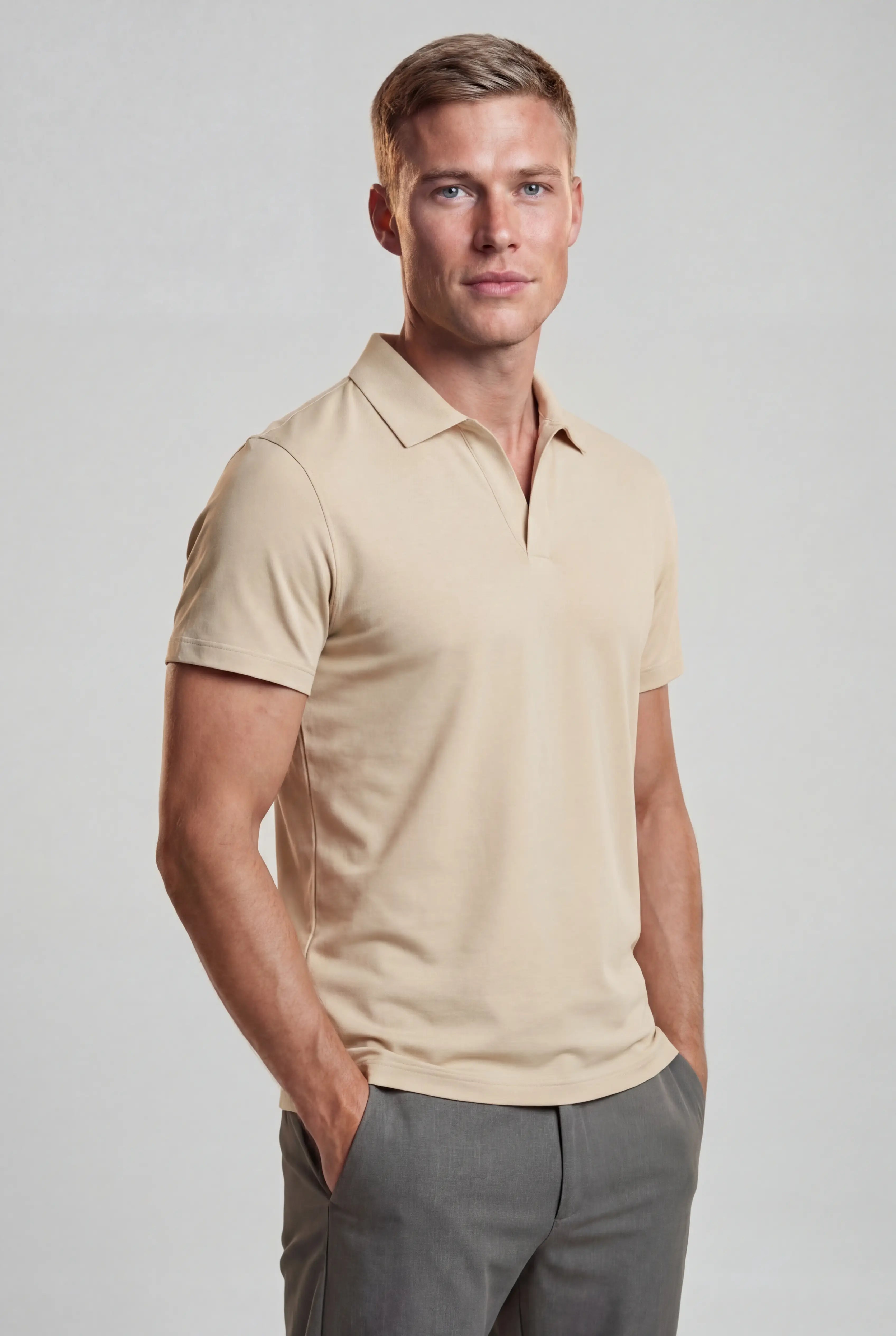 Slim Fit Herren Poloshirt aus technischem Material