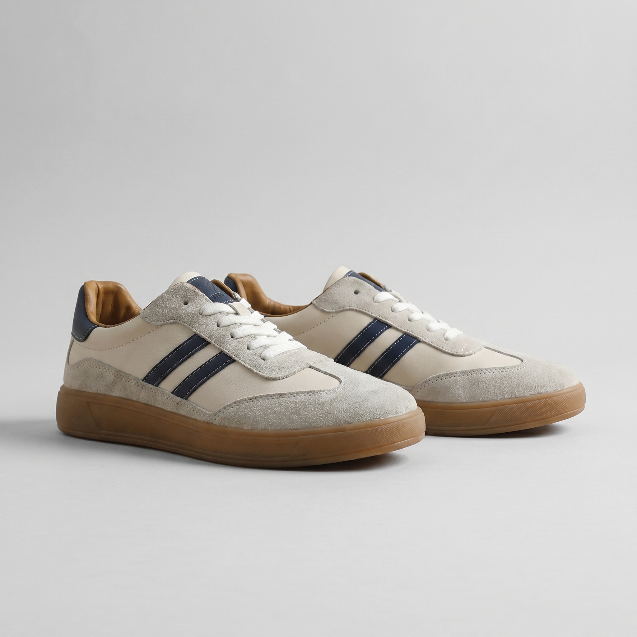 Herren Retro-Sneaker im klassischen Design