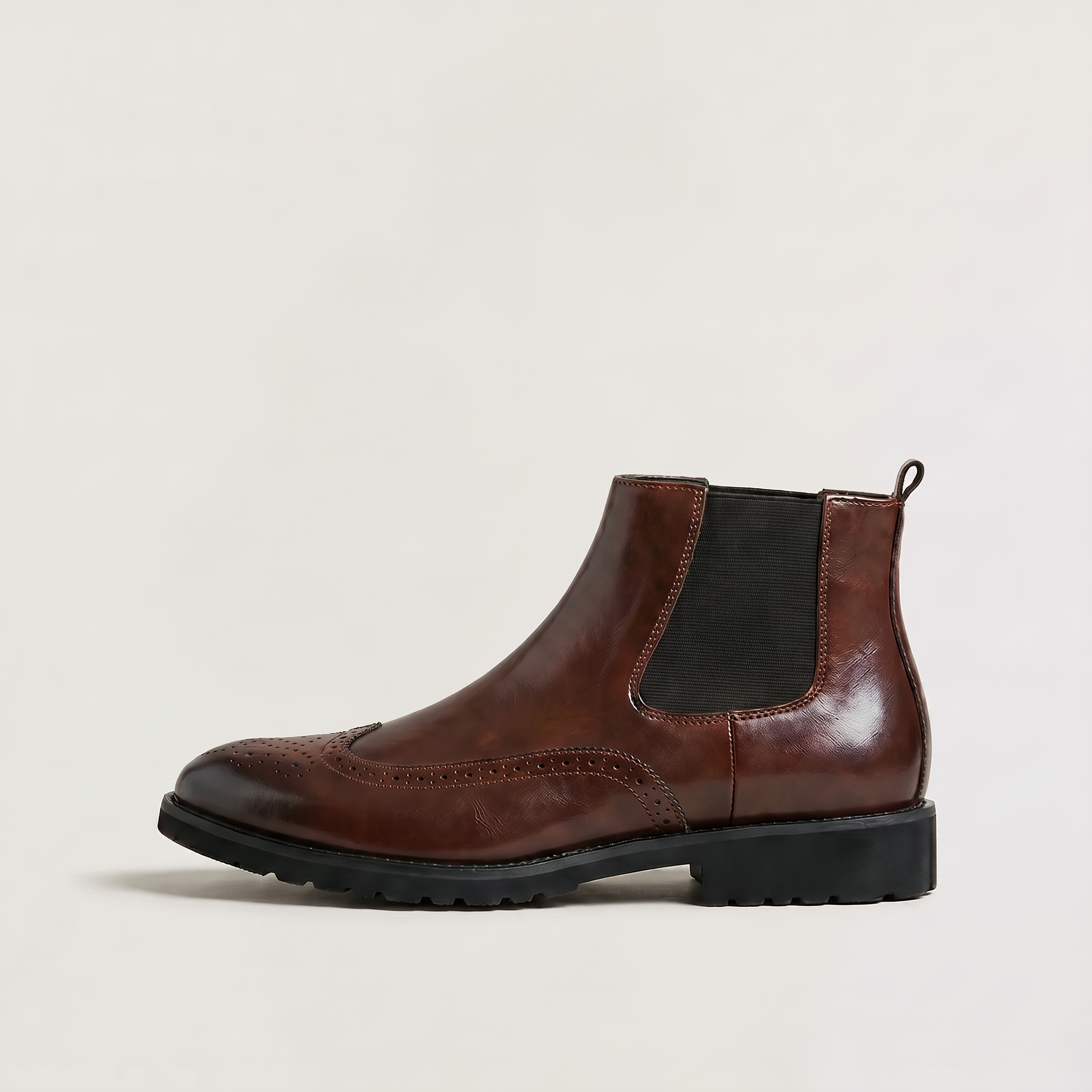 Bottes Chelsea pour hommes avec détails Brogue