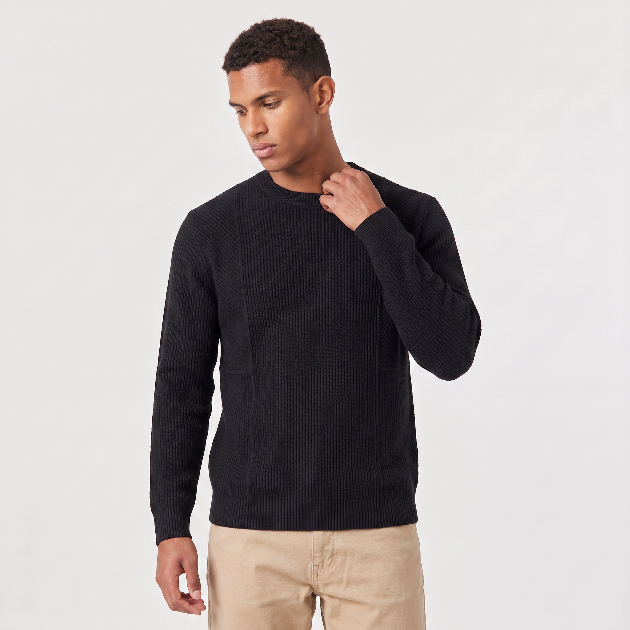 Pull en maille homme coupe décontractée avec col rond