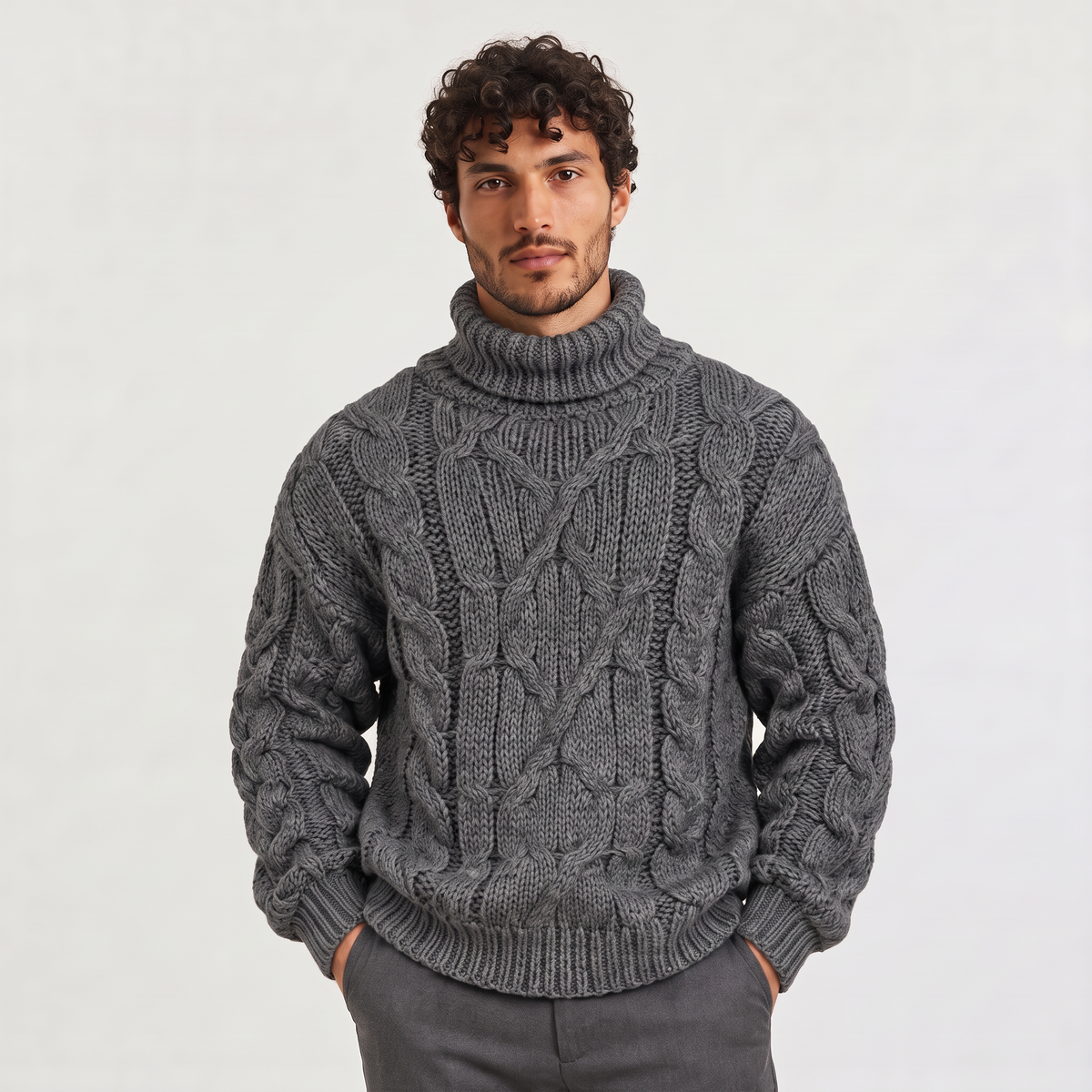 Herren Rollkragenpullover mit grobem Zopfmuster
