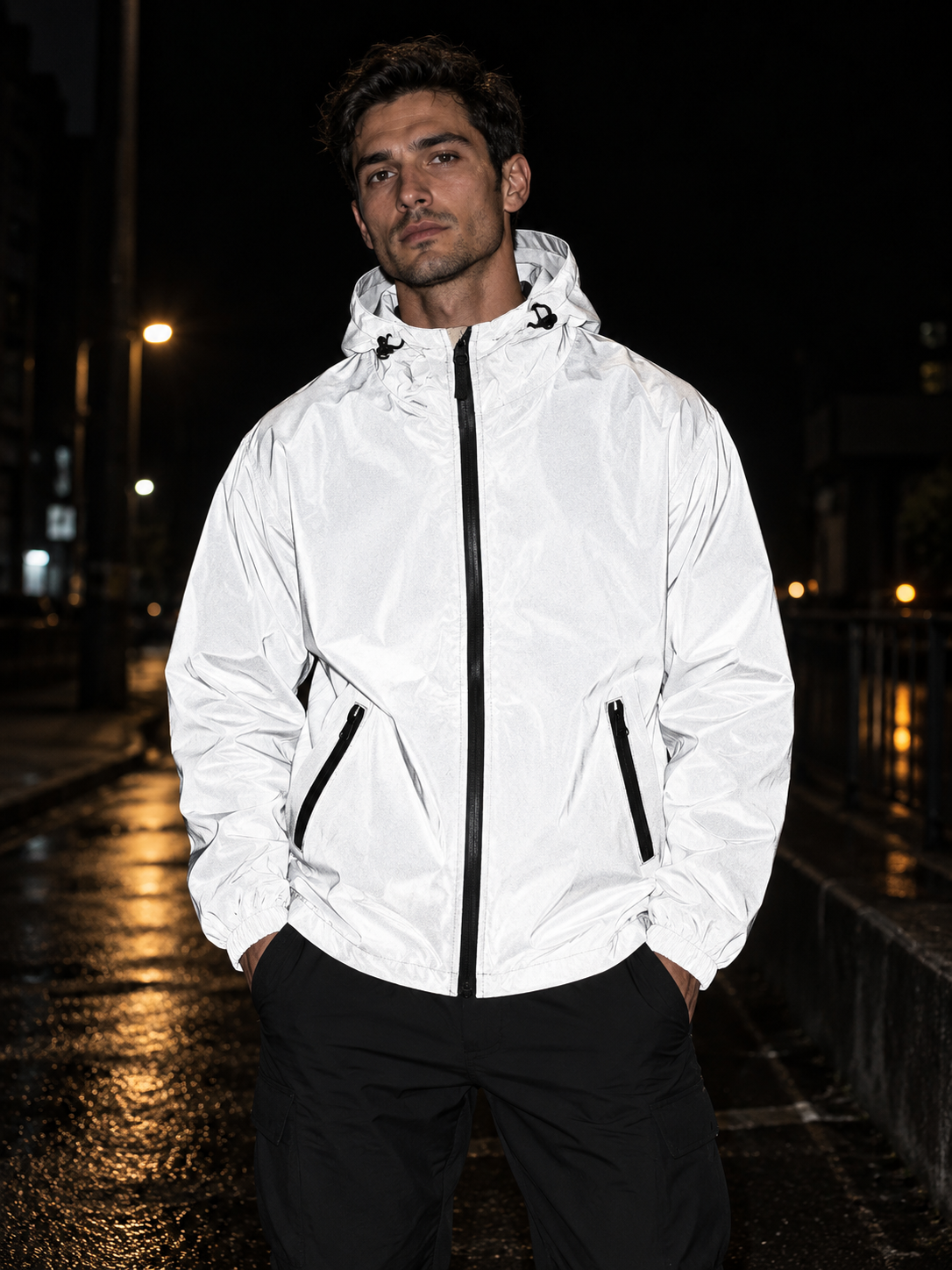 Herren Windjacke mit Kapuze und reflektierenden Details