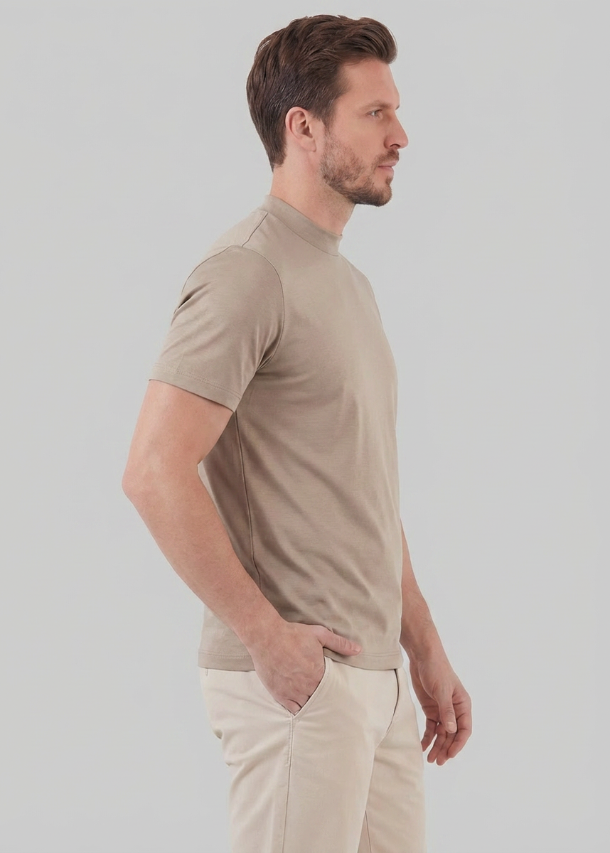 Glänzendes T-Shirt mit Rundhalsausschnitt für Herren