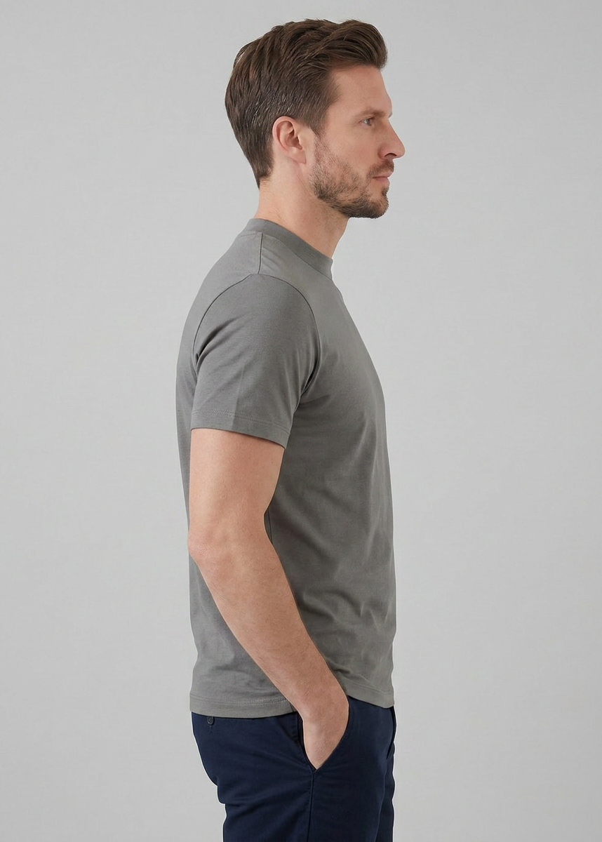 Glänzendes T-Shirt mit Rundhalsausschnitt für Herren