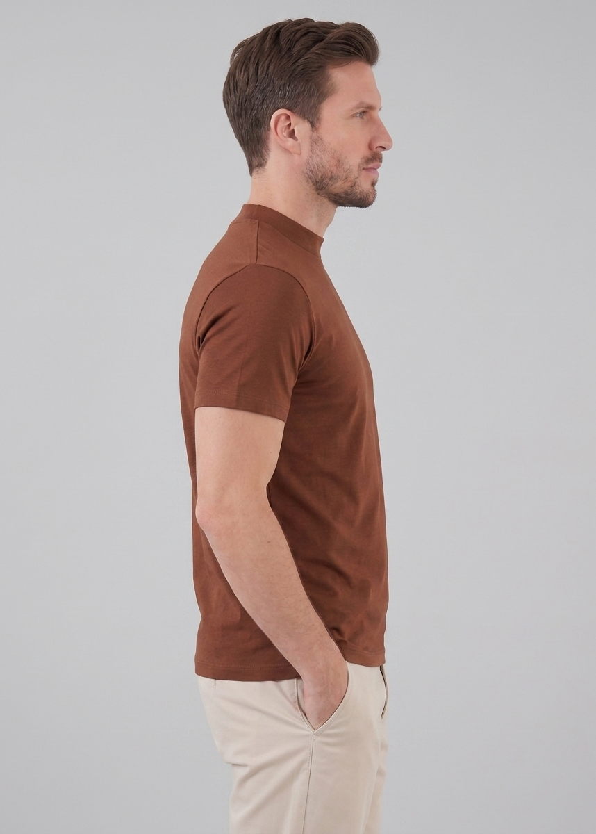 Glänzendes T-Shirt mit Rundhalsausschnitt für Herren