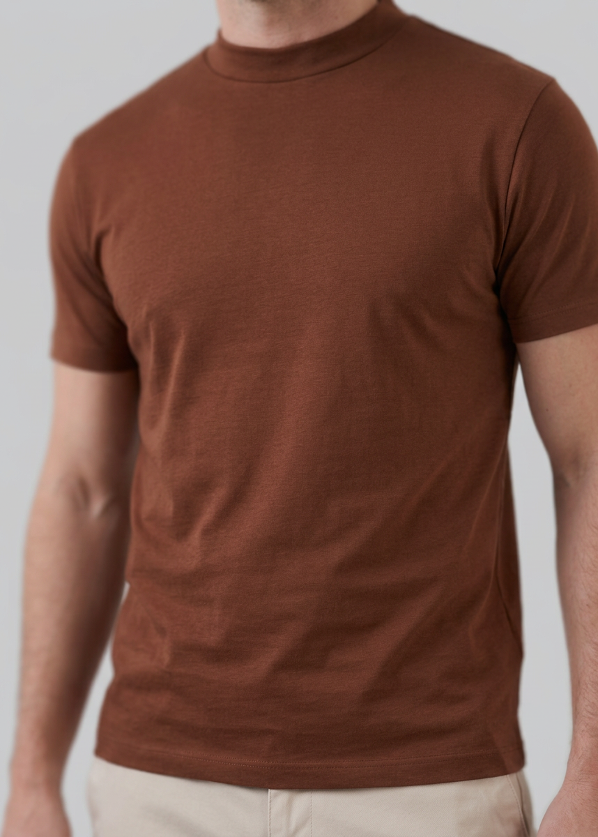 Glänzendes T-Shirt mit Rundhalsausschnitt für Herren