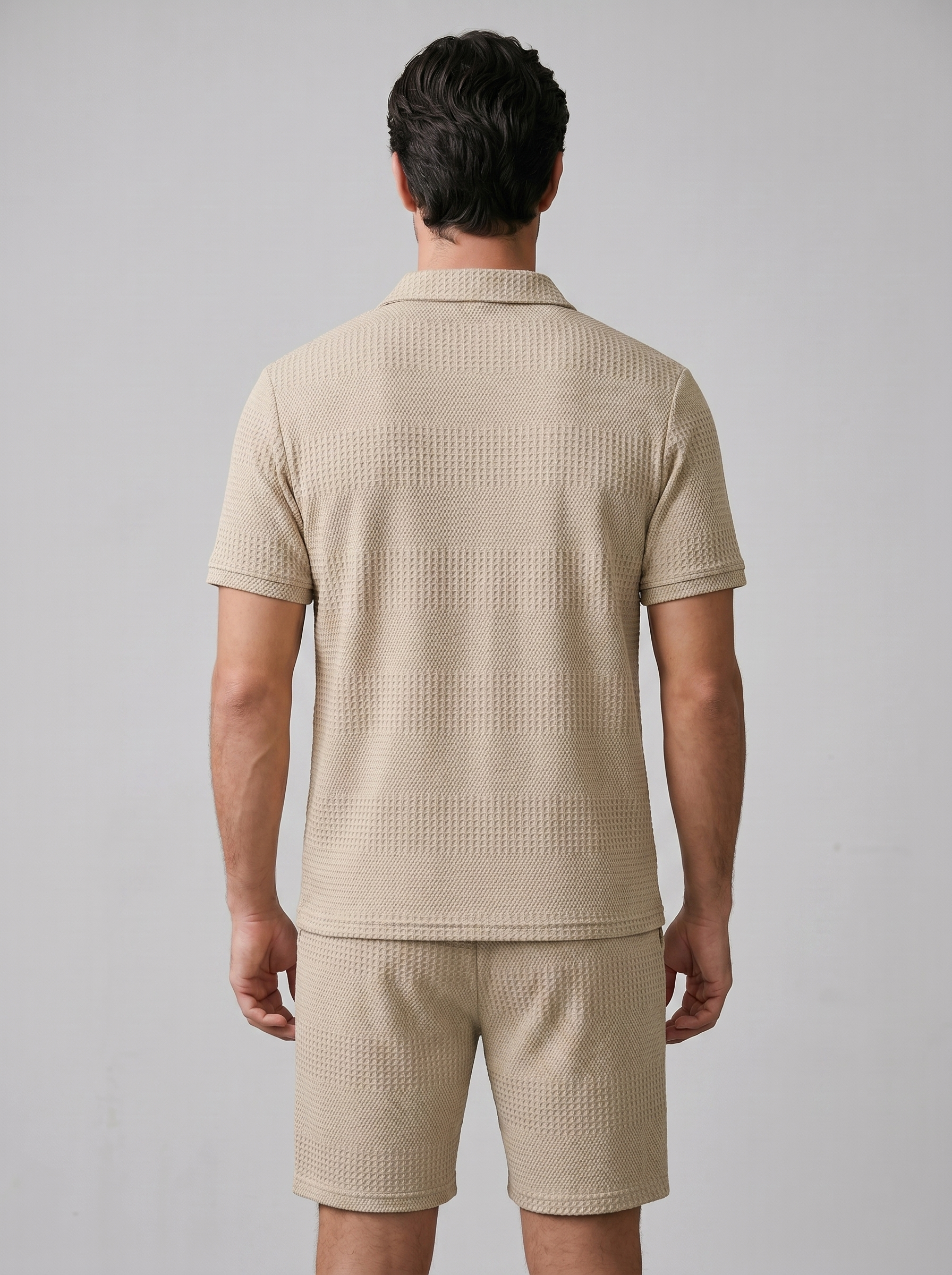 Set aus strukturiertem Polohemd und Shorts für Herren