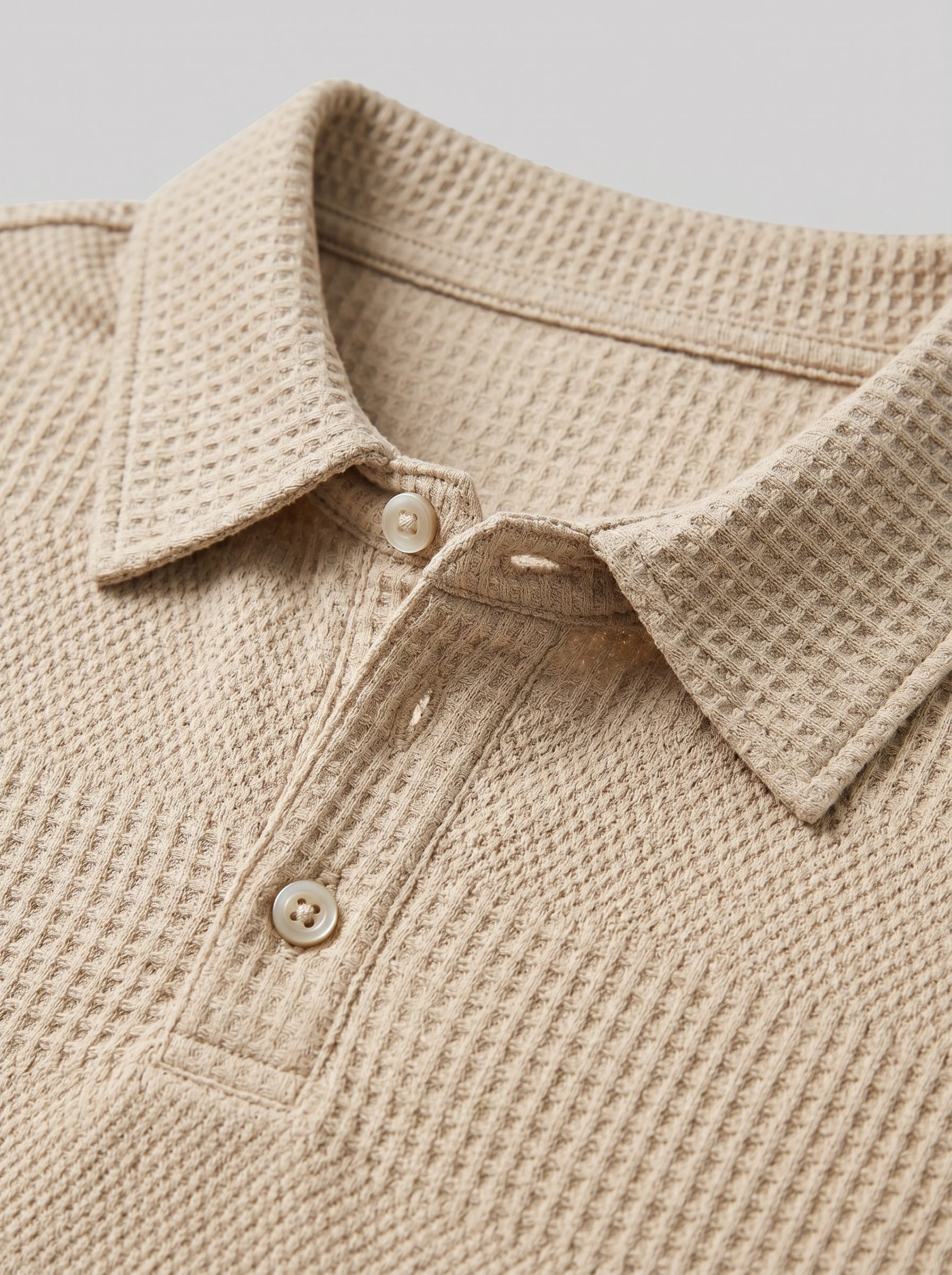 Set aus strukturiertem Polohemd und Shorts für Herren