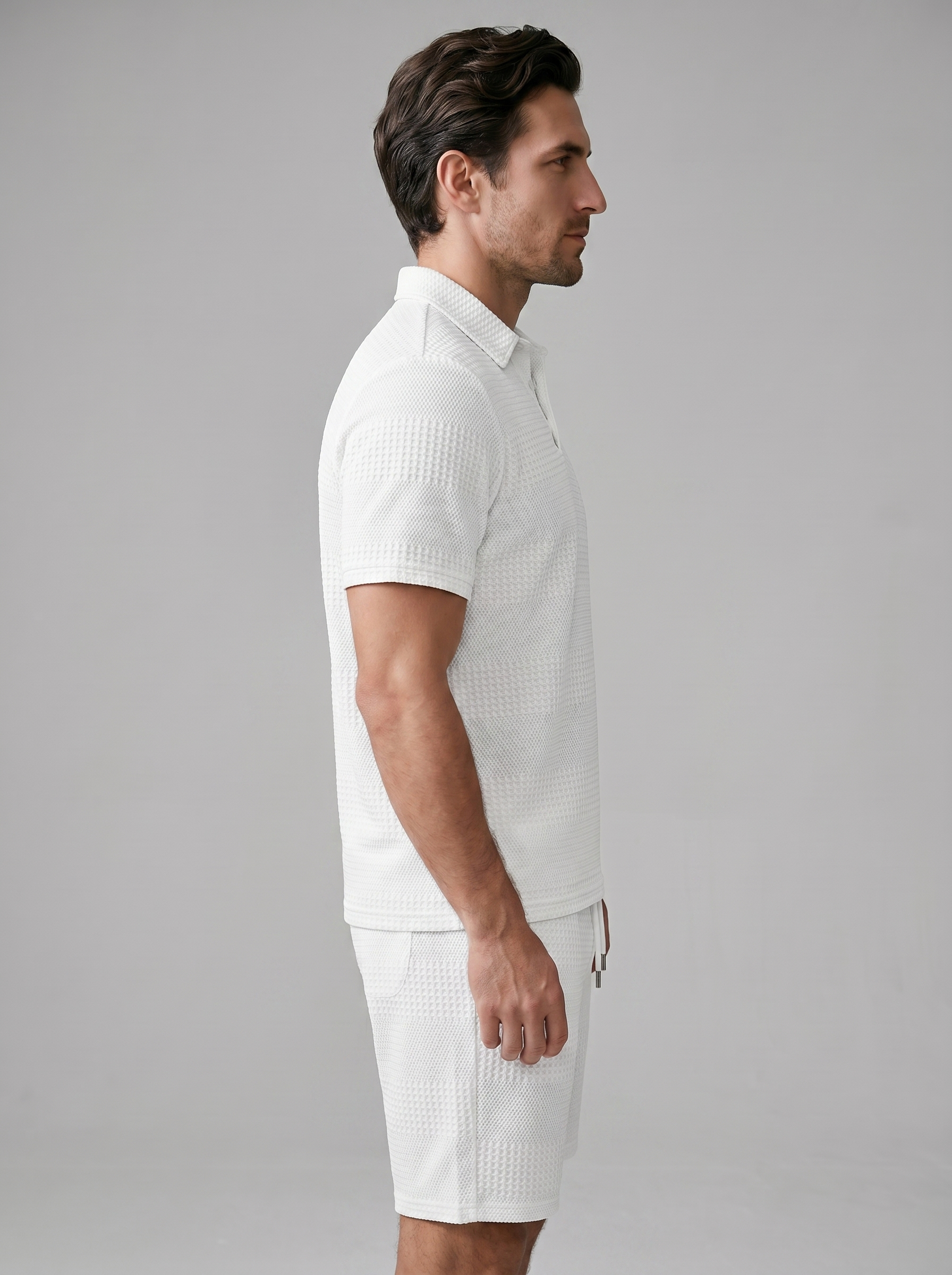 Set aus strukturiertem Polohemd und Shorts für Herren
