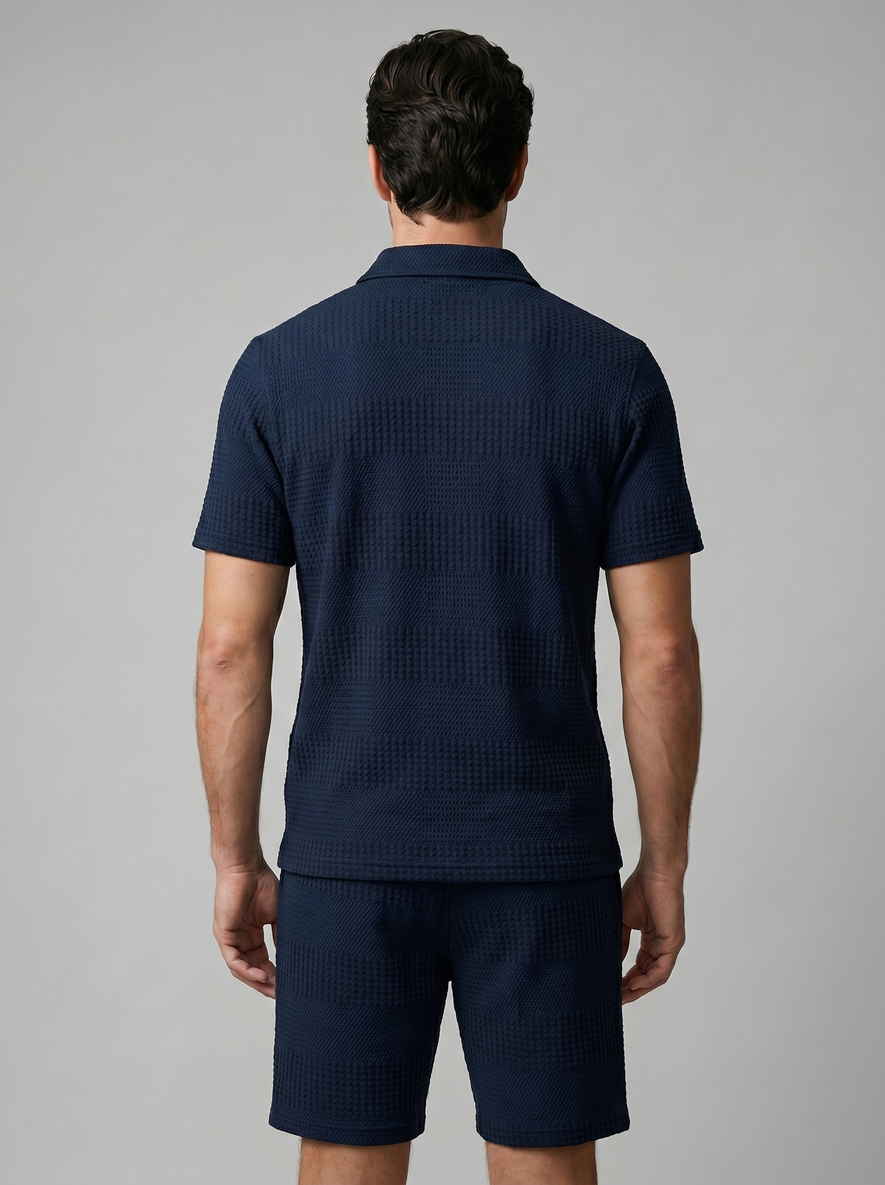 Set aus strukturiertem Polohemd und Shorts für Herren