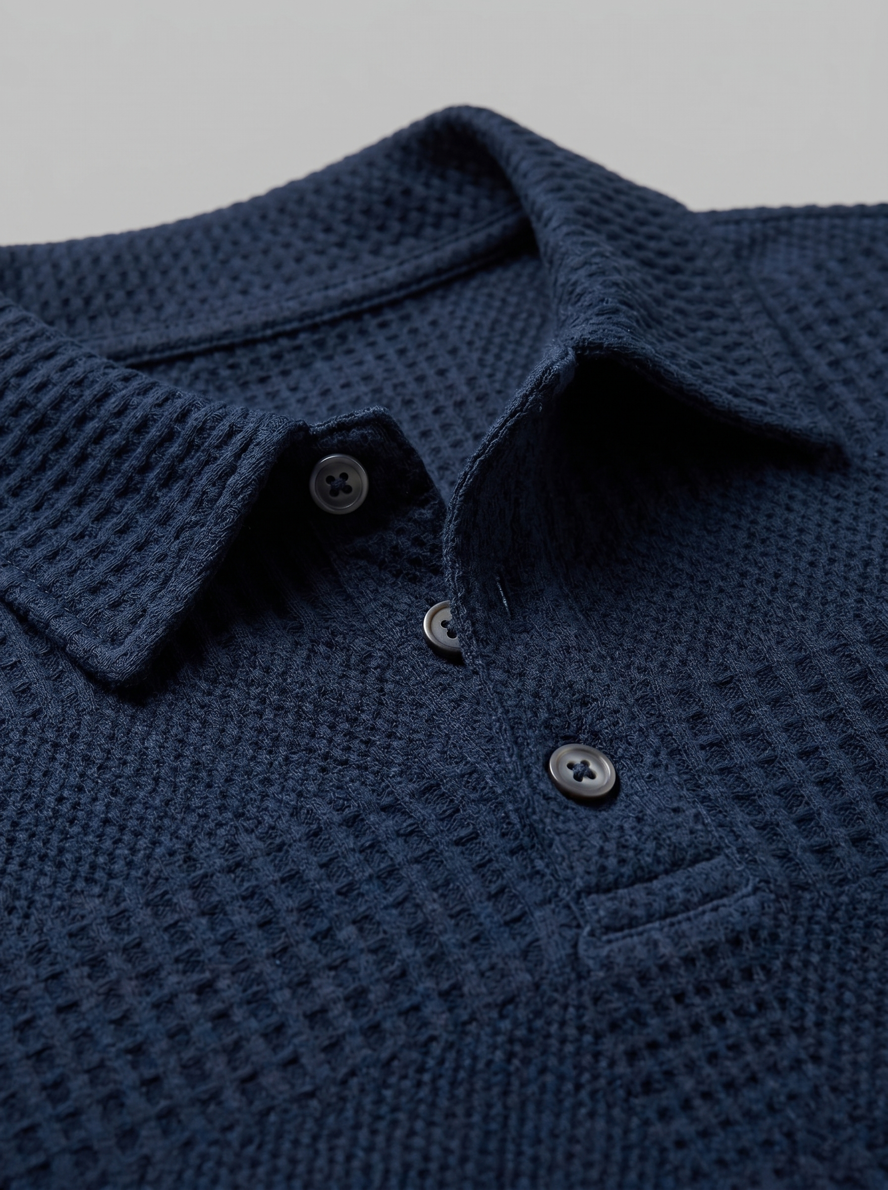Set aus strukturiertem Polohemd und Shorts für Herren