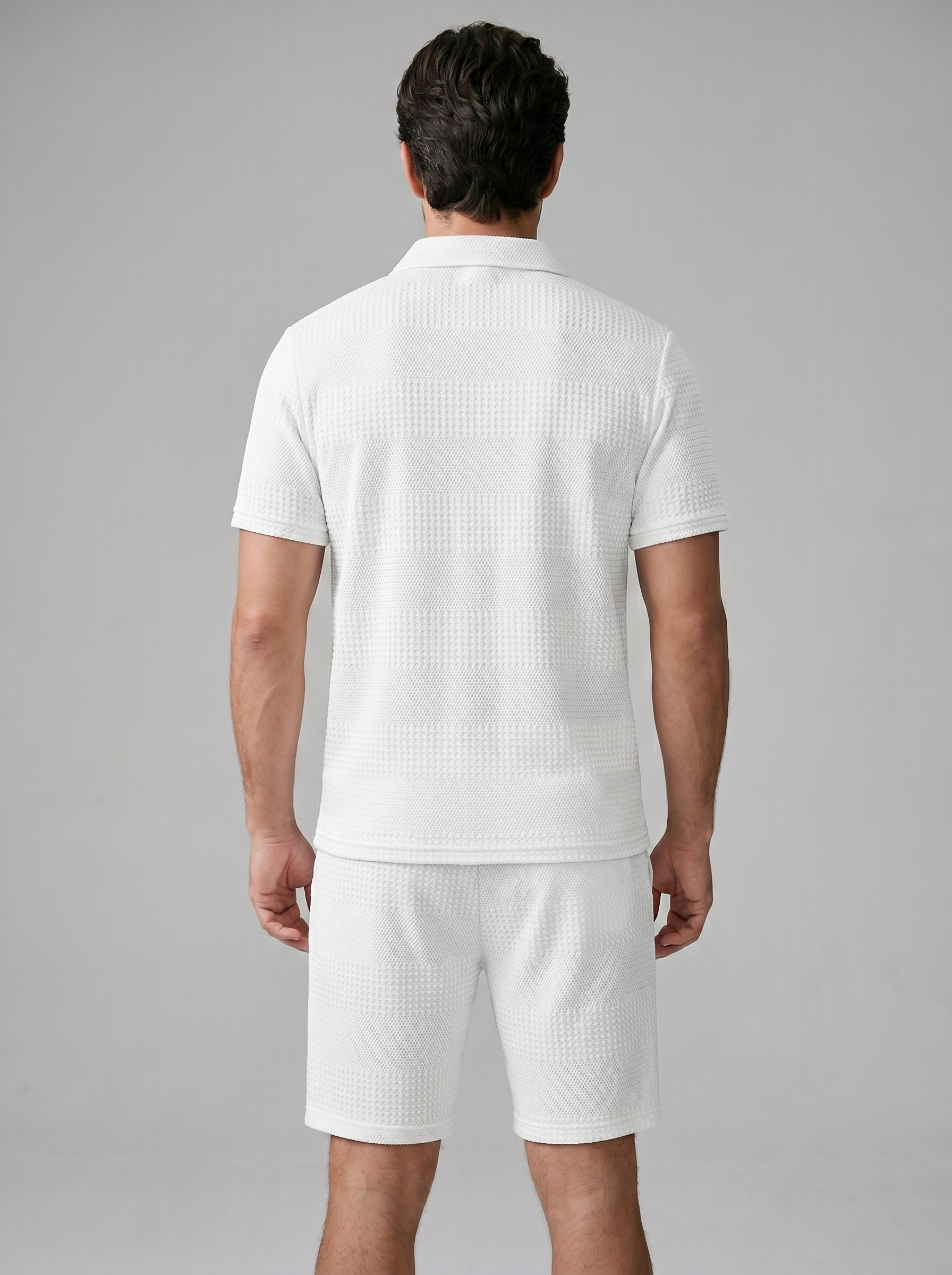 Set aus strukturiertem Polohemd und Shorts für Herren