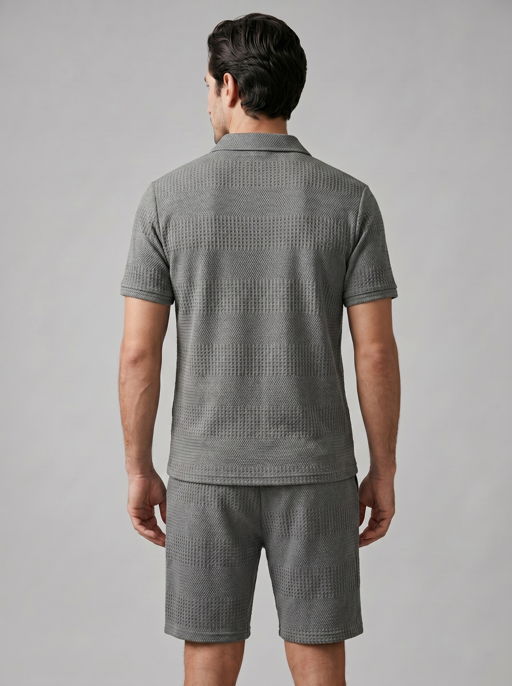 Set aus strukturiertem Polohemd und Shorts für Herren