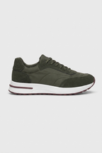 Herren Sneaker mit markanter Sohle in Khaki