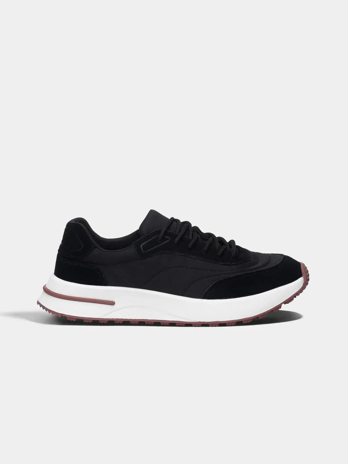 Baskets homme avec semelle marquante