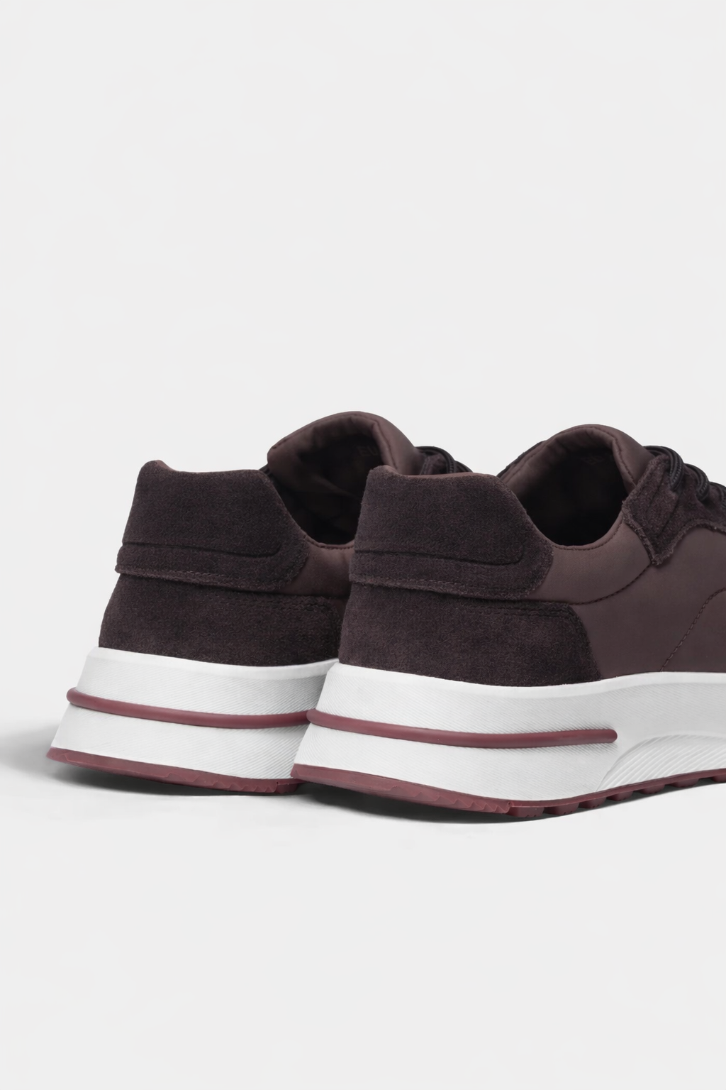 Baskets homme avec semelle marquante