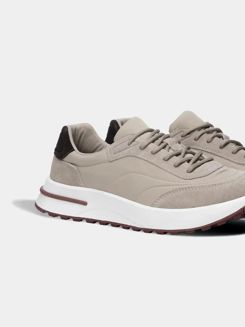 Baskets homme avec semelle marquante