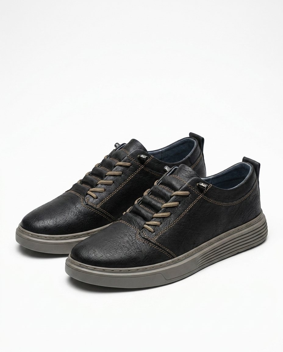 Herren Sneaker mit Schnürung und schlichtem Design