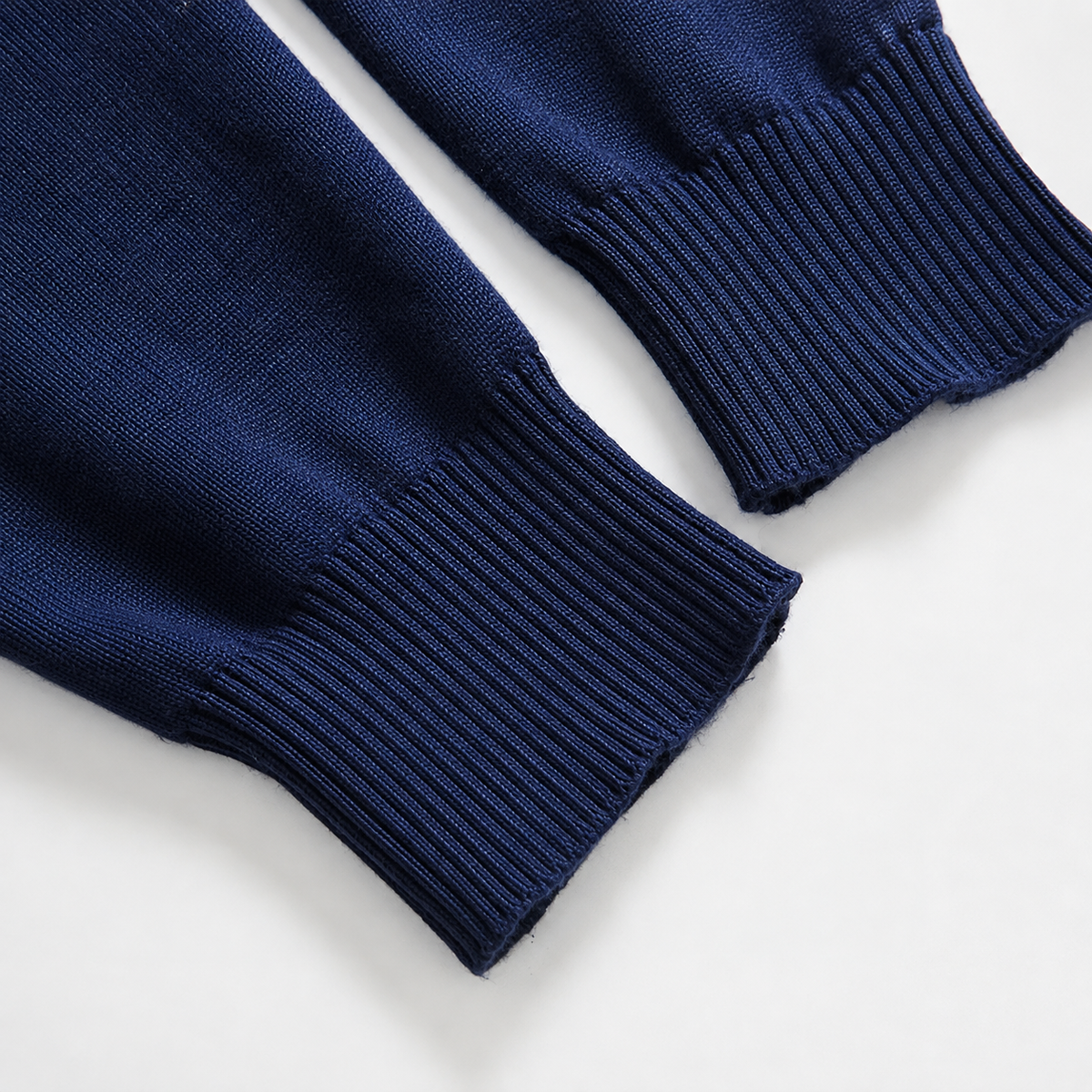 Herren Pullover mit V Ausschnitt Leicht und Klassisch