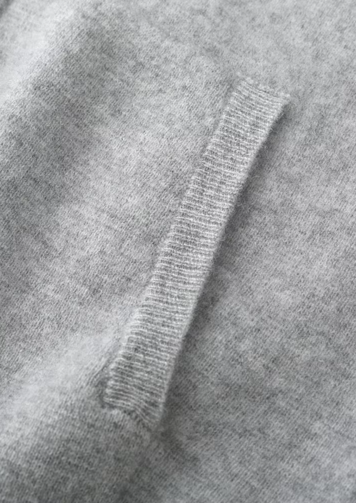 Heren breiset met capuchonvest en broek