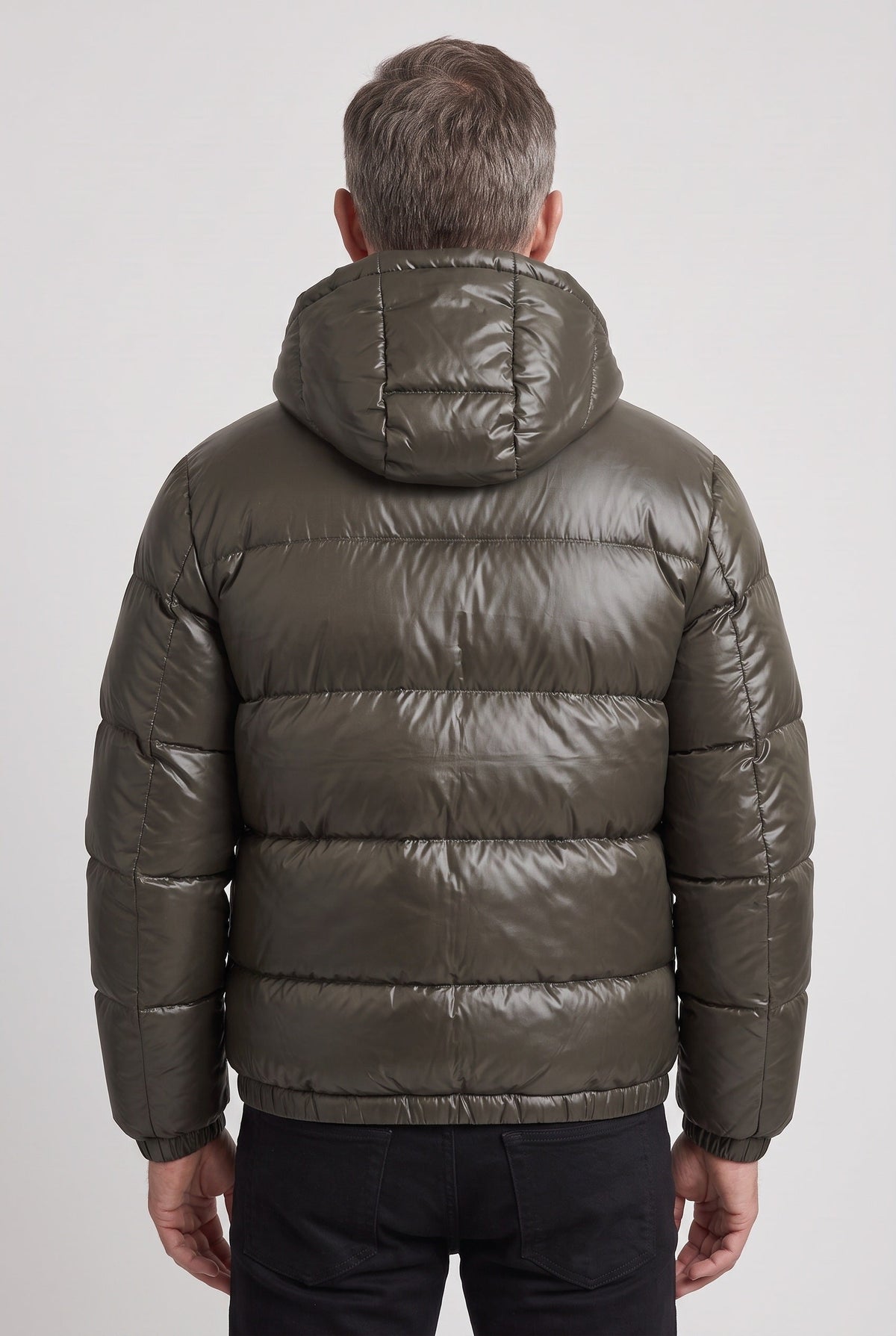 Herren Steppjacke mit Kapuze und lockerem Schnitt