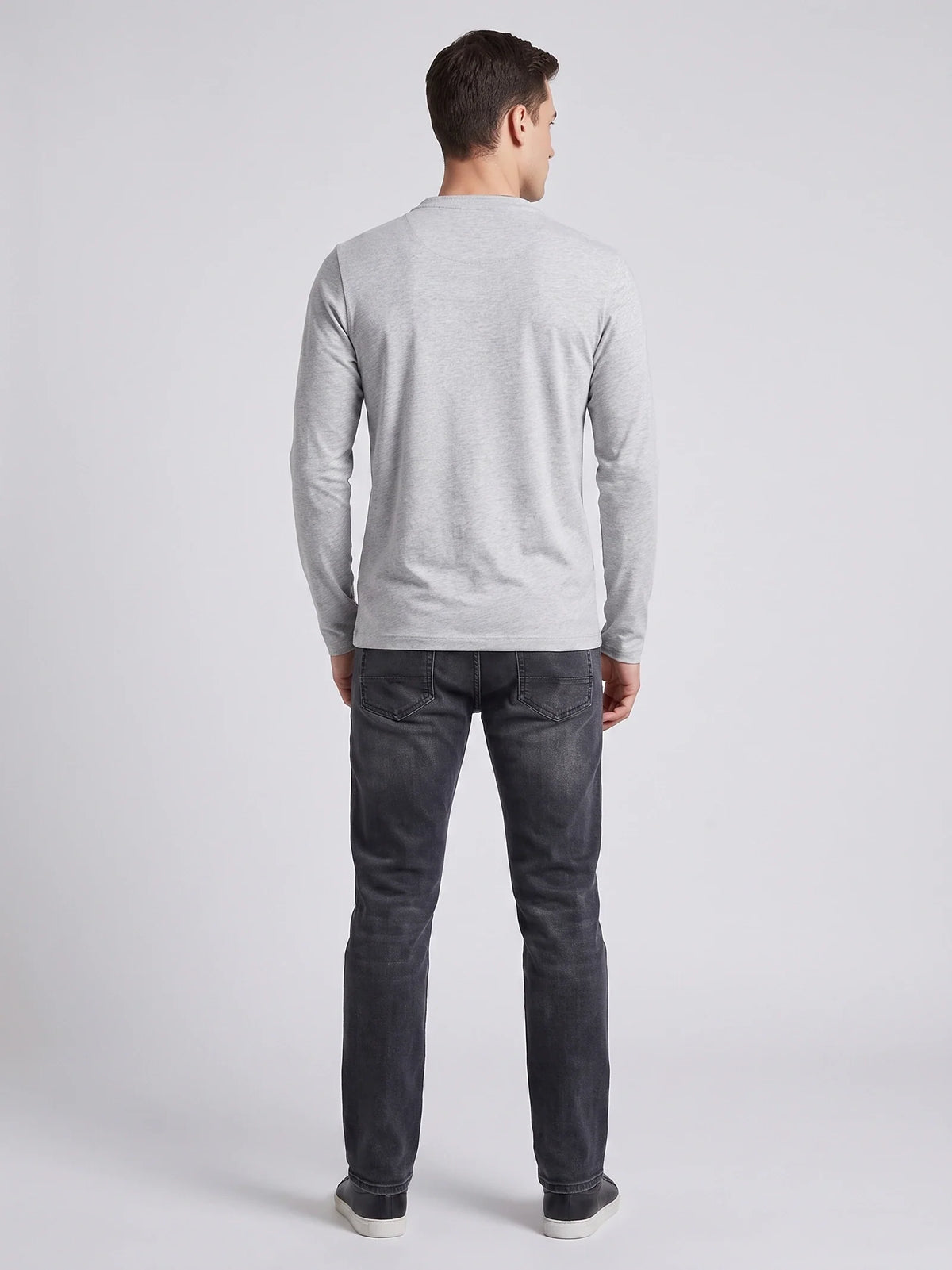 Herren Henley Shirt aus Baumwolle mit langen Ärmeln